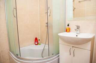 Апартаменты Semi-luxury Apt on Yatsenka 8 near Intourist Hotel Запорожье Апартаменты-9
