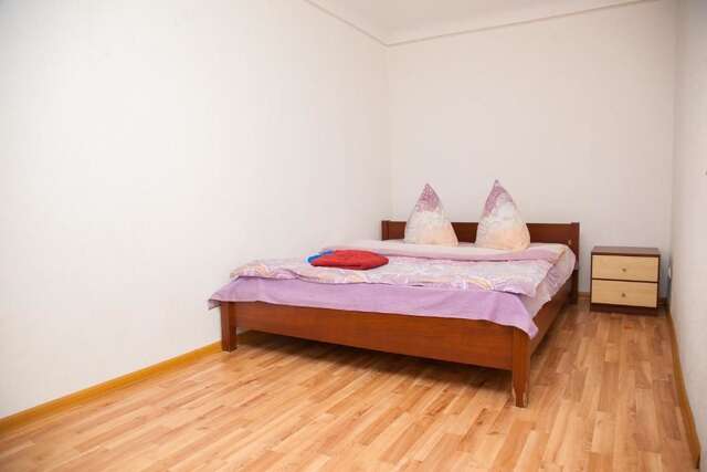 Апартаменты Semi-luxury Apt on Yatsenka 8 near Intourist Hotel Запорожье-30